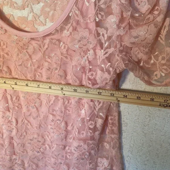 Rue 21 Double Layer Pink Lace Top Size Large - Picture 7 of 9